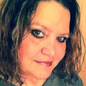 Meet your Posher, Pamela